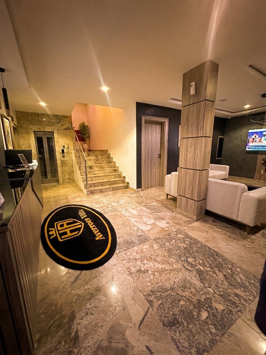 Luxury Suite