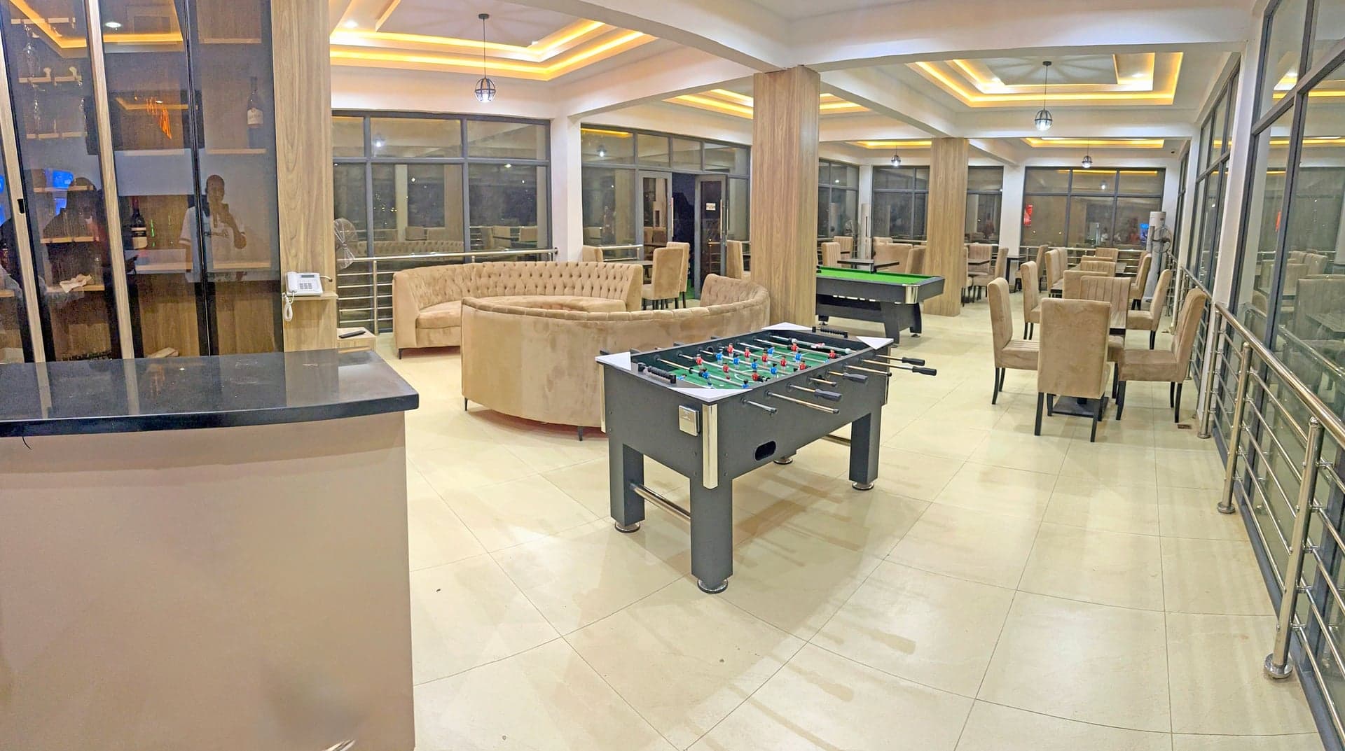 Villa Dining
